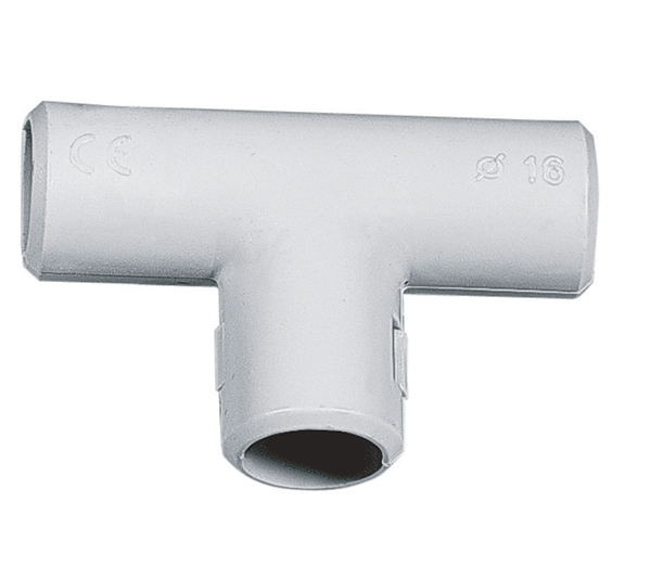 PVC T-SPONKA EC Ф32 IP40